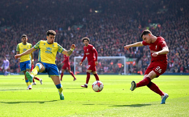 中扮演了至 中扮演了至